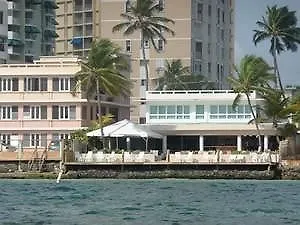***  Hotel La Playa Rolling Hills Puerto Rico